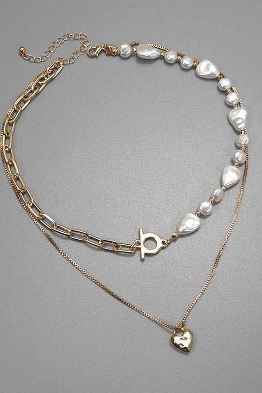 Pearl toggle necklace